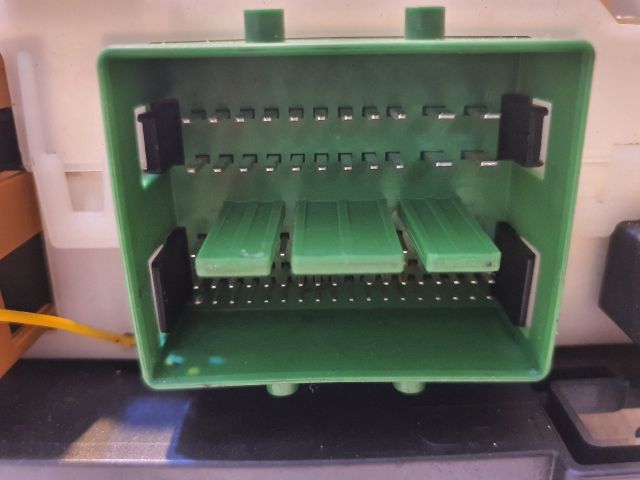 bontott FORD S-MAX Komfort Elektronika