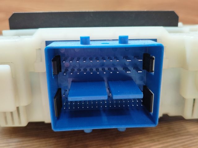 bontott FORD S-MAX Komfort Elektronika