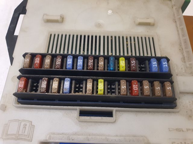 bontott FORD S-MAX Komfort Elektronika