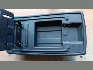 bontott FORD S-MAX Könyöklő