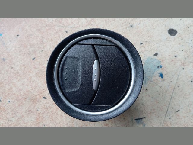 bontott FORD S-MAX Középső Szellőző