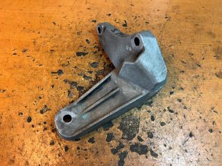 bontott FORD S-MAX Motor Tartó Bak (Fém)