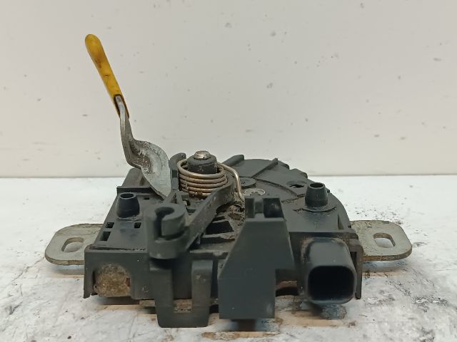 bontott FORD S-MAX Motorháztető Zárszerkezet