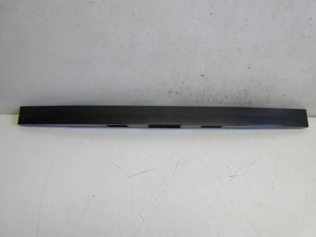 bontott FORD S-MAX Rendszámtábla Világítás Keret