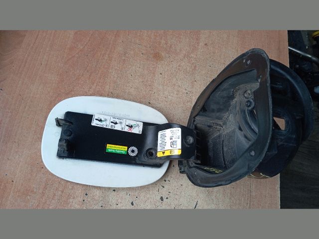 bontott FORD S-MAX Tankajtó