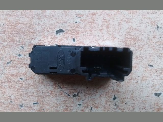 bontott FORD S-MAX Tolatóradar Kapcsoló