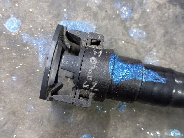 bontott FORD S-MAX Üzemanyagcső