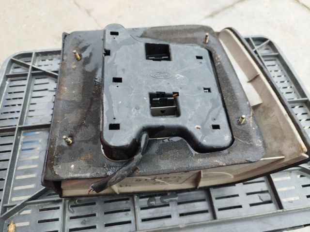 bontott FORD SCORPIO Bal Hátsó Lámpa