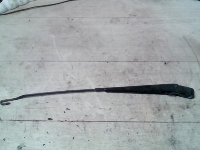 bontott FORD SCORPIO Jobb első Ablaktörlő Kar