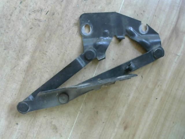 bontott FORD SCORPIO Motorháztető Jobb Zsanér