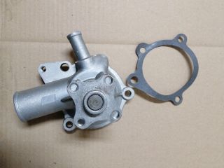 bontott FORD SIERRA Vízpumpa