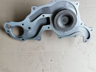 bontott FORD SIERRA Vízpumpa