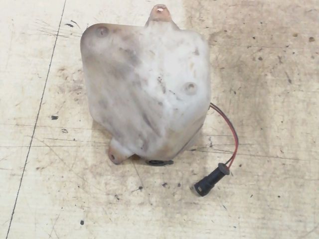 bontott FORD SIERRA Ablakmosó Tartály