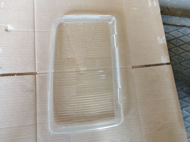 bontott FORD SIERRA Bal első Lámpabúra