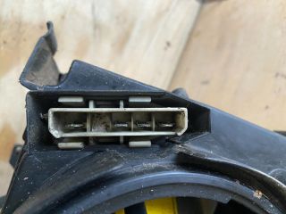 bontott FORD SIERRA Bal Fényszóró