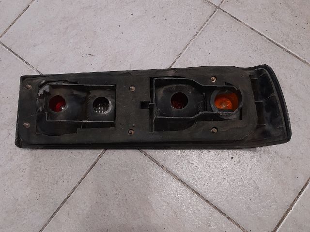 bontott FORD SIERRA Bal Külső Hátsó Lámpa