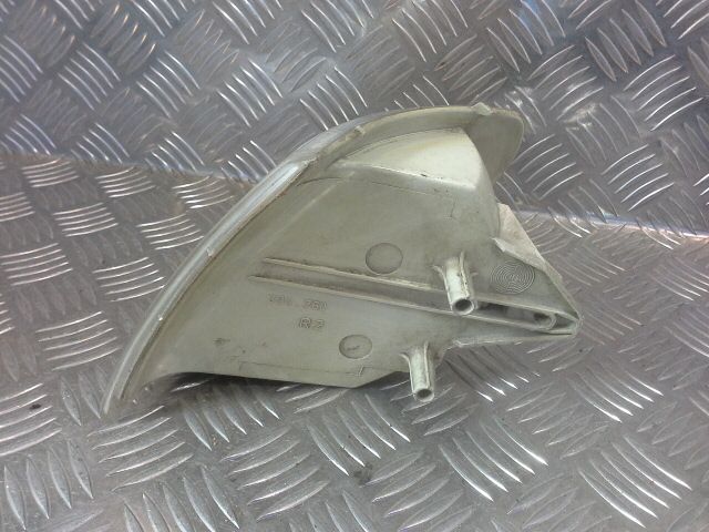 bontott FORD SIERRA Jobb első Irányjelző