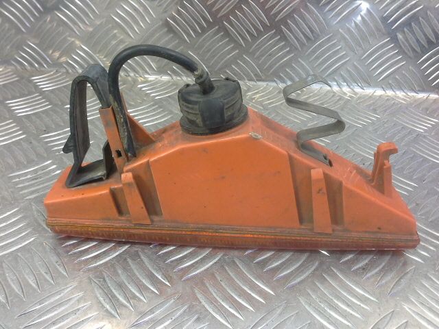 bontott FORD SIERRA Jobb első Irányjelző