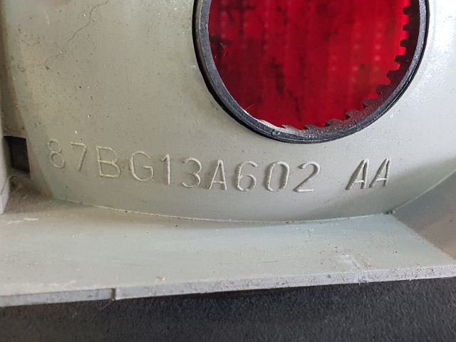 bontott FORD SIERRA Jobb Hátsó Lámpa