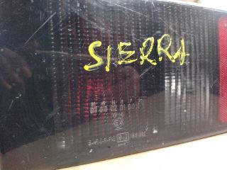 bontott FORD SIERRA Jobb hátsó Lámpabúra