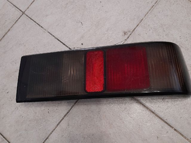 bontott FORD SIERRA Jobb Külső Hátsó Lámpa
