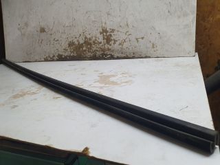 bontott FORD STREET Jobb első Vízlehúzó Gumicsík