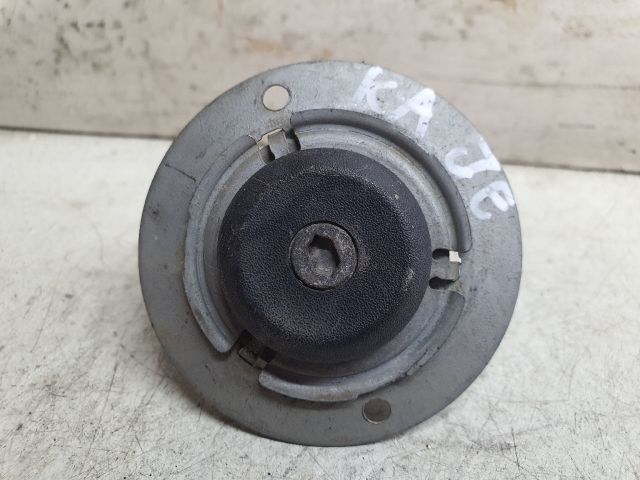 bontott FORD STREET Jobb első Zárbetét