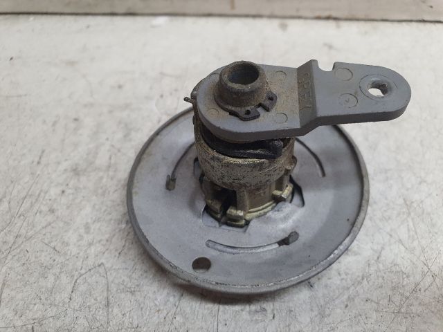 bontott FORD STREET Jobb első Zárbetét