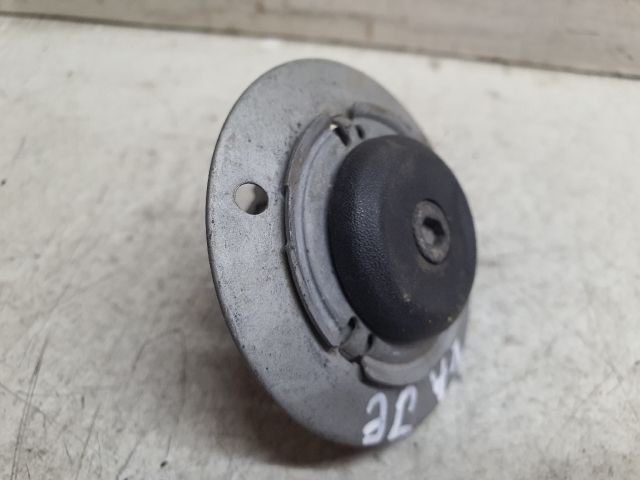 bontott FORD STREET Jobb első Zárbetét