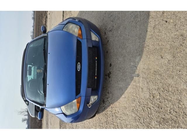 bontott FORD STREET Jobb Fényszóró