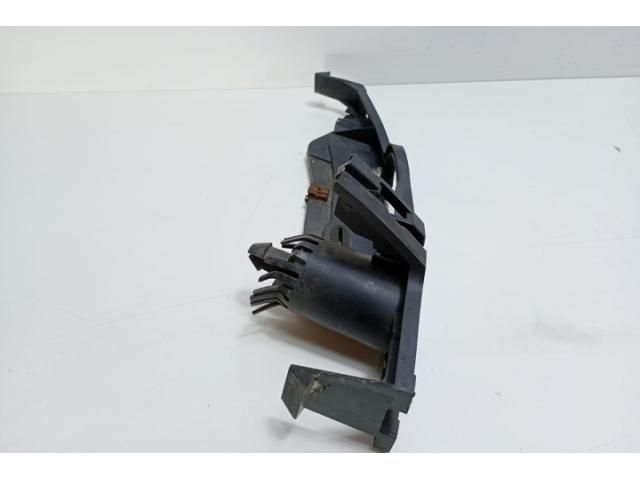 bontott FORD STREET Tartó Bak