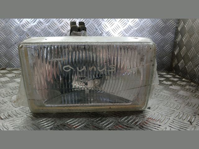 bontott FORD TAUNUS Jobb Fényszóró