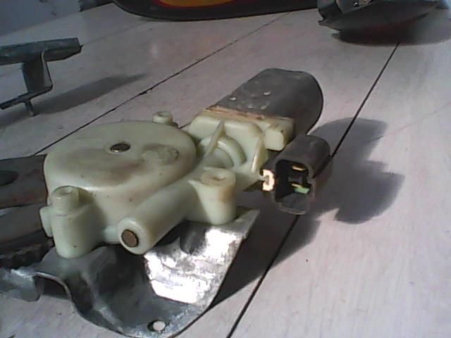 bontott FORD TAURUS III Jobb hátsó Ablakemelő Szerkezet (Elektromos)