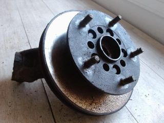 bontott FORD TRANSIT Bal első Csonkállvány Kerékaggyal