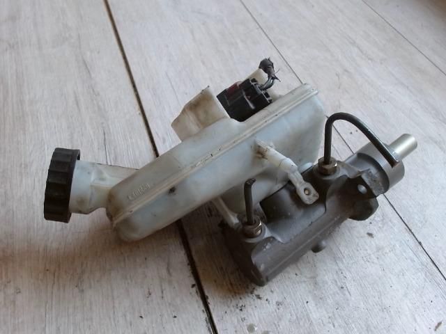 bontott FORD TRANSIT Főfékhenger