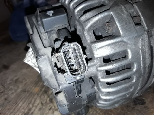 bontott FORD TRANSIT Generátor