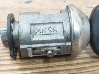 bontott FORD TRANSIT Gyújtáskapcsoló