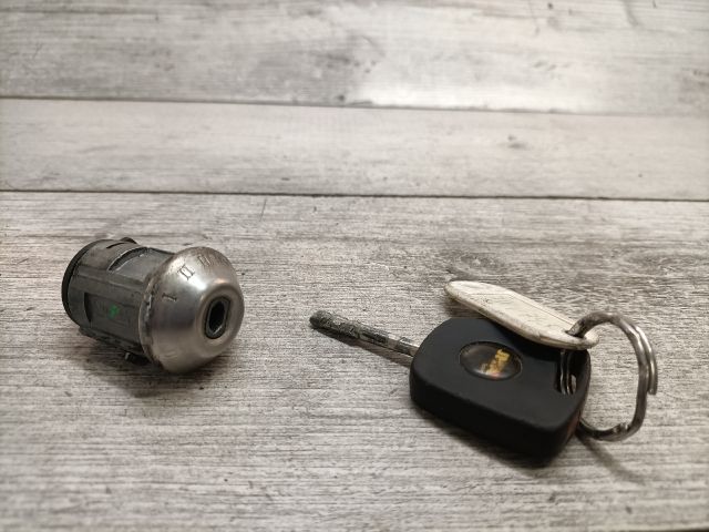 bontott FORD TRANSIT Gyújtáskapcsoló