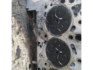 bontott FORD TRANSIT Hengerfej