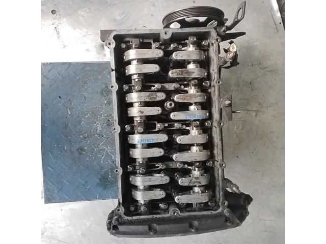 bontott FORD TRANSIT Hengerfej