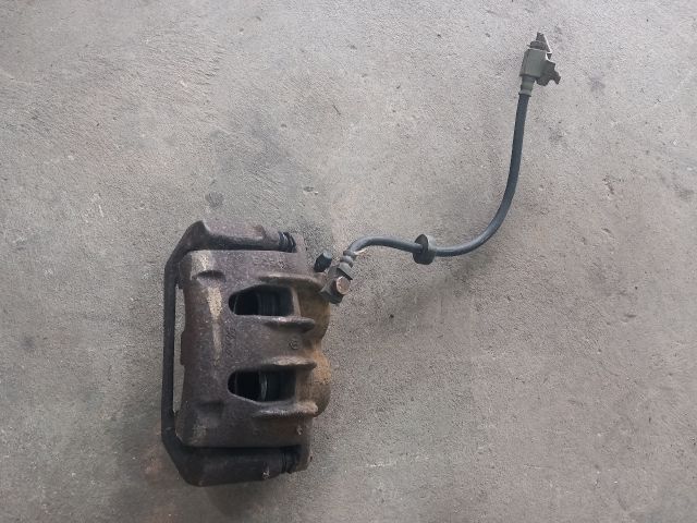 bontott FORD TRANSIT Jobb első Féknyereg Munkahengerrel