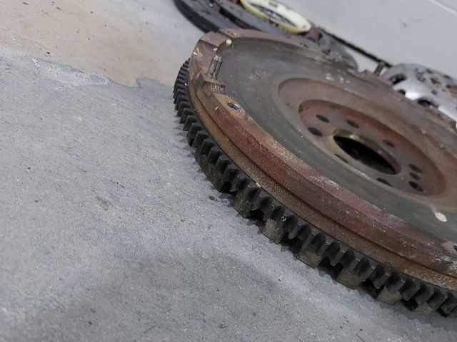 bontott FORD TRANSIT Kuplung Szett Lendkerékkel