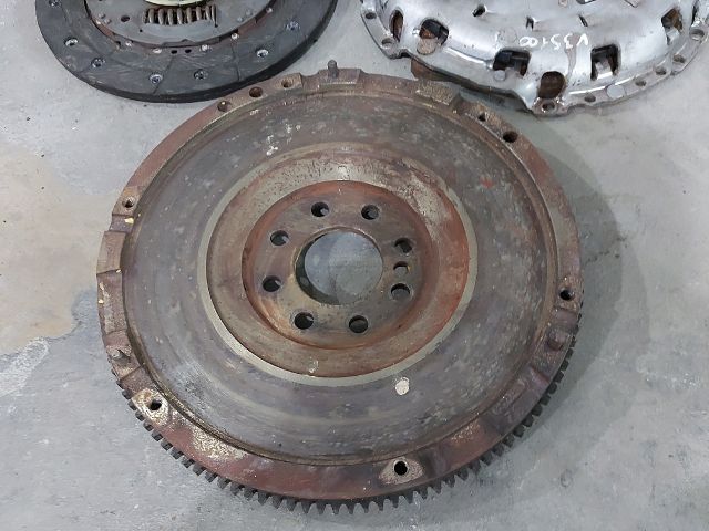 bontott FORD TRANSIT Kuplung Szett Lendkerékkel