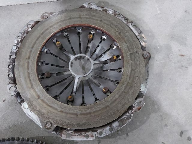 bontott FORD TRANSIT Kuplung Szett Lendkerékkel