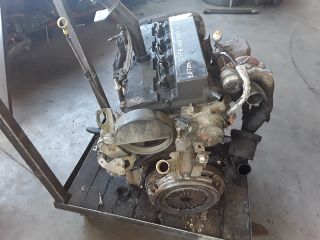 bontott FORD TRANSIT Motor (Fűzött blokk hengerfejjel)