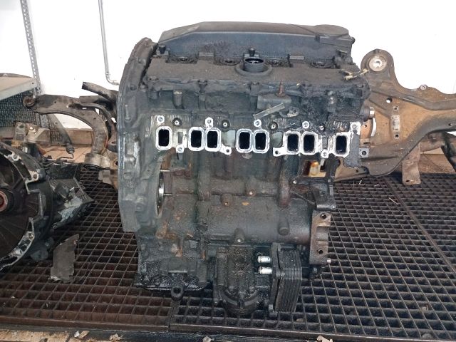 bontott FORD TRANSIT Motor (Fűzött blokk hengerfejjel)