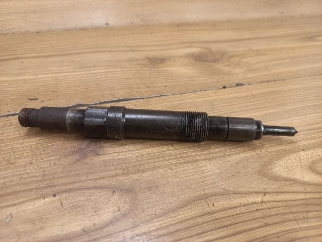 bontott FORD TRANSIT Porlasztó (1 db)