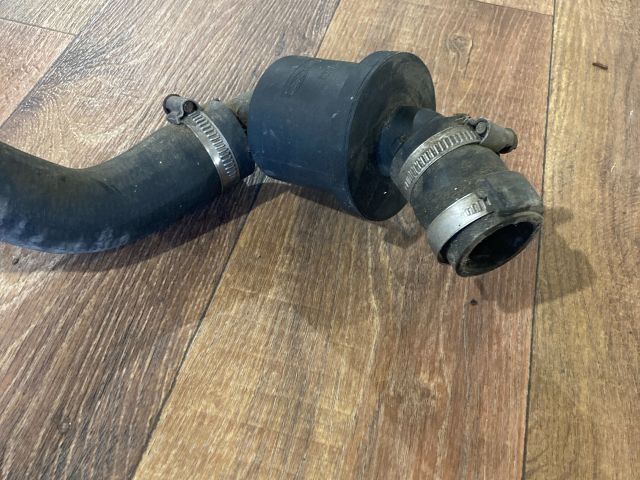 bontott FORD TRANSIT Turbócső