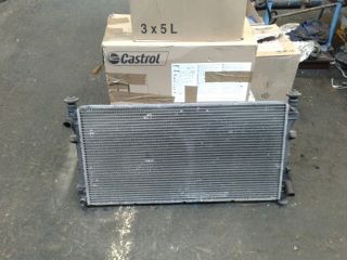 bontott FORD TRANSIT Vízhűtő Radiátor (Klímás)