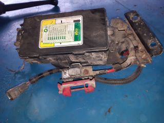 bontott FORD TRANSIT Biztosítéktábla Motortér